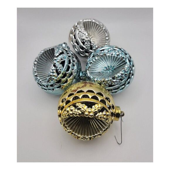 Vintage 1960's Larger Indent Round Ball Ornament Set of Four. - Picture 2 of 5
